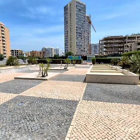 Апартаменты Rocha Tower 16e *