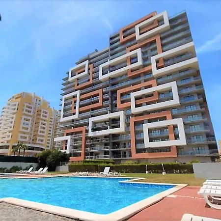 Apartment Turisticos Rocha Tower 8 *